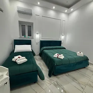 marghe-luxury-home.hotels-amalfi.com/